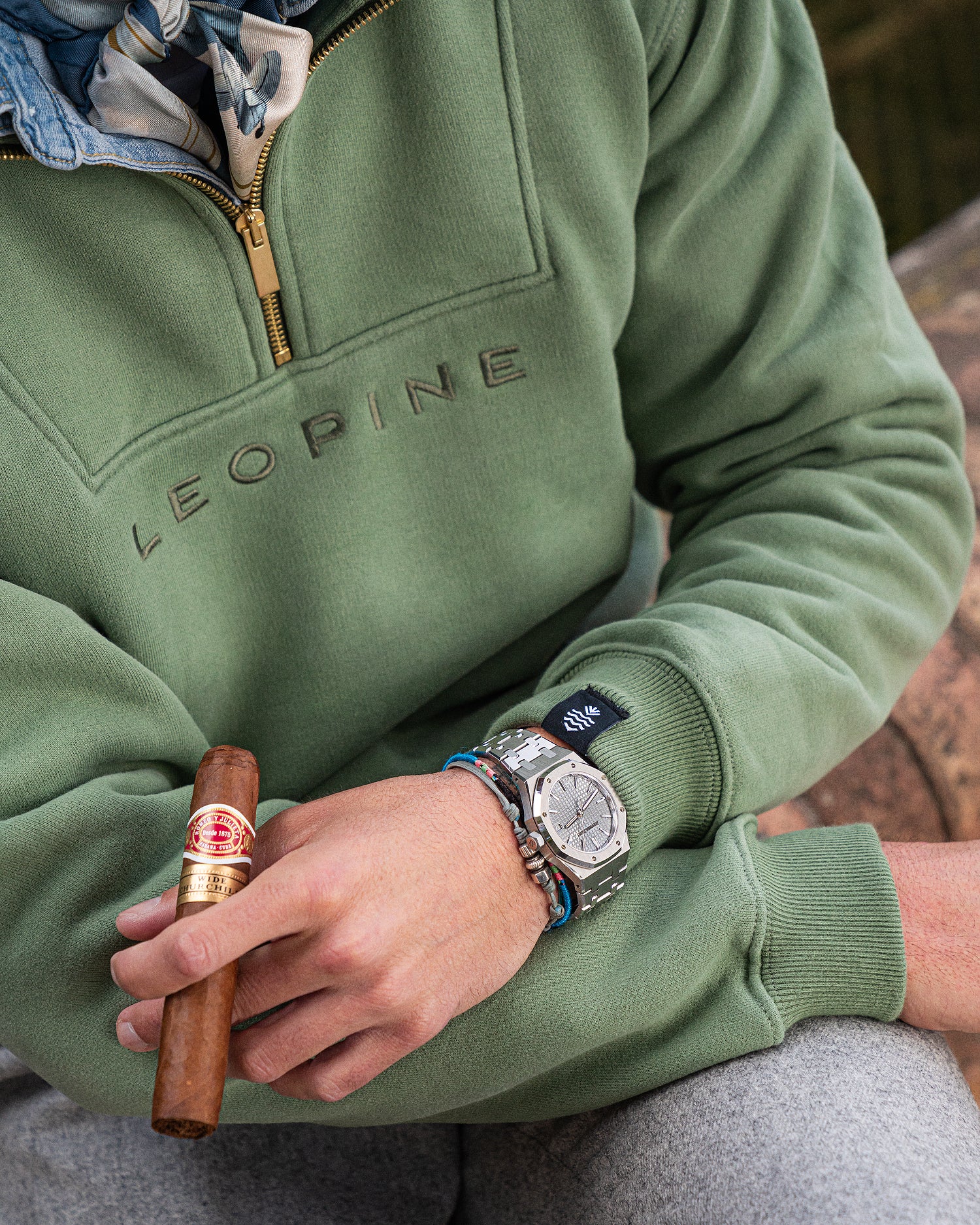 Grail Half-Zip Sweatshirt - LEOPINE