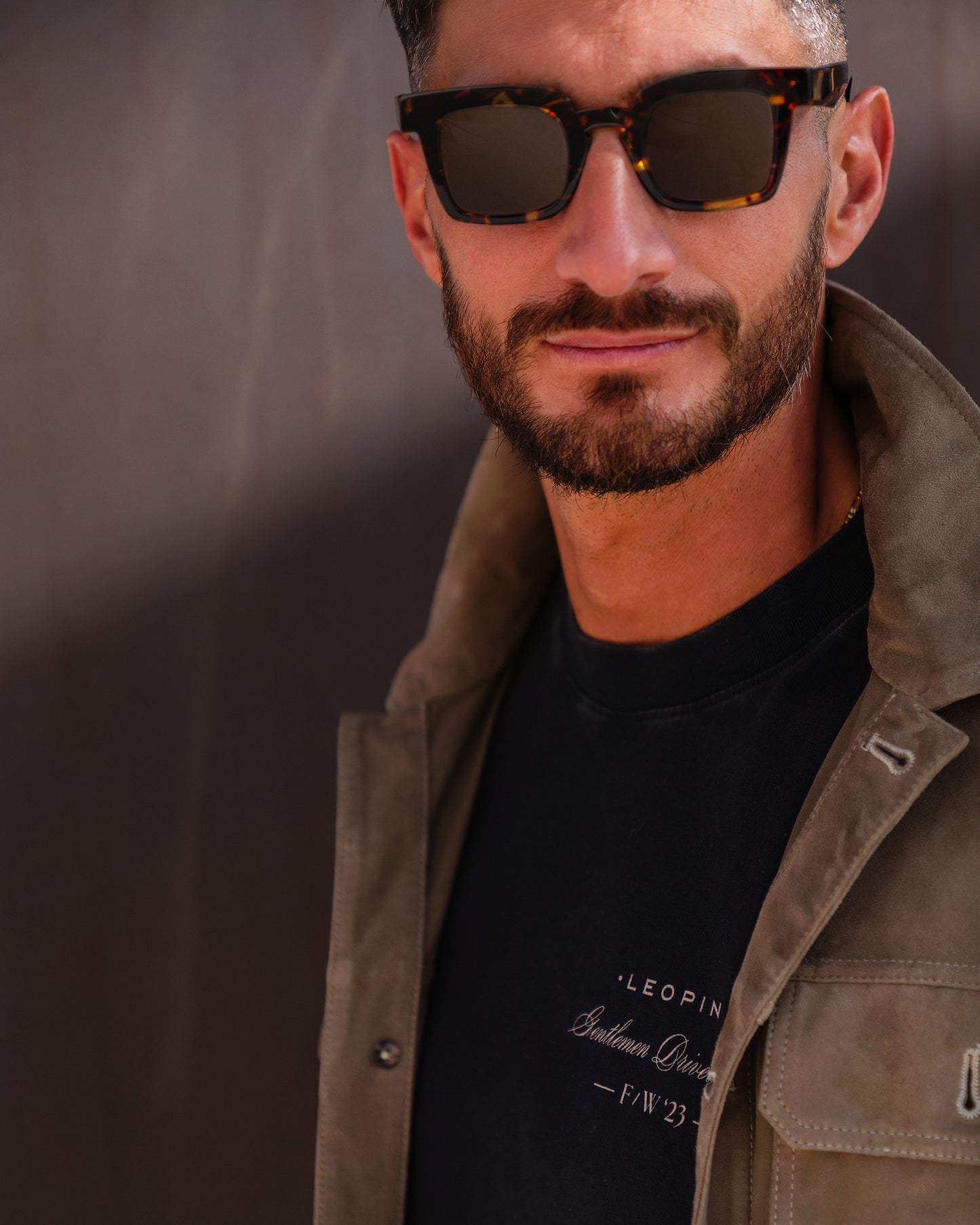 Gentlemen Driver T-Shirt - LEOPINE