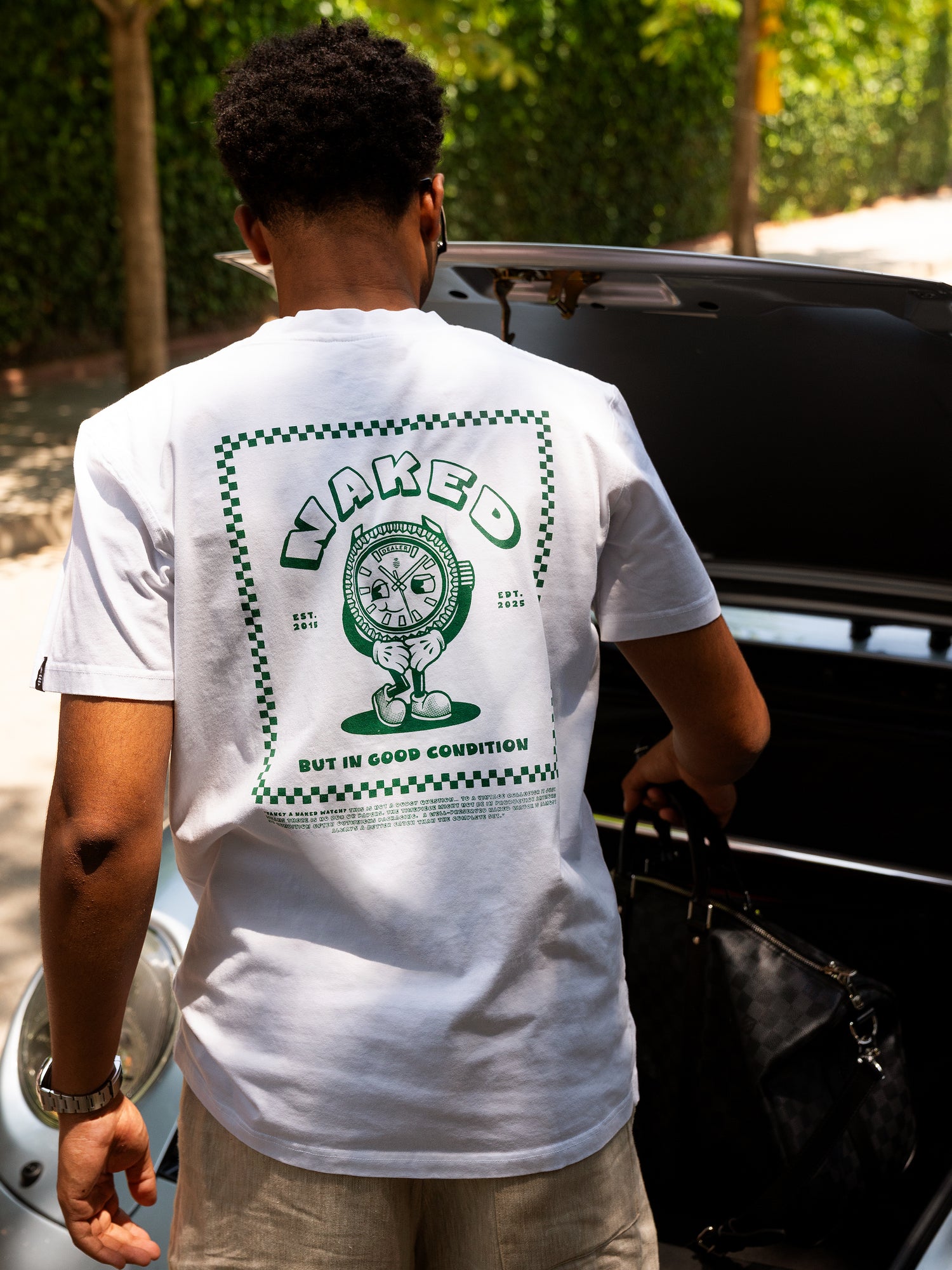 "Naked" White T-Shirt - LEOPINE
