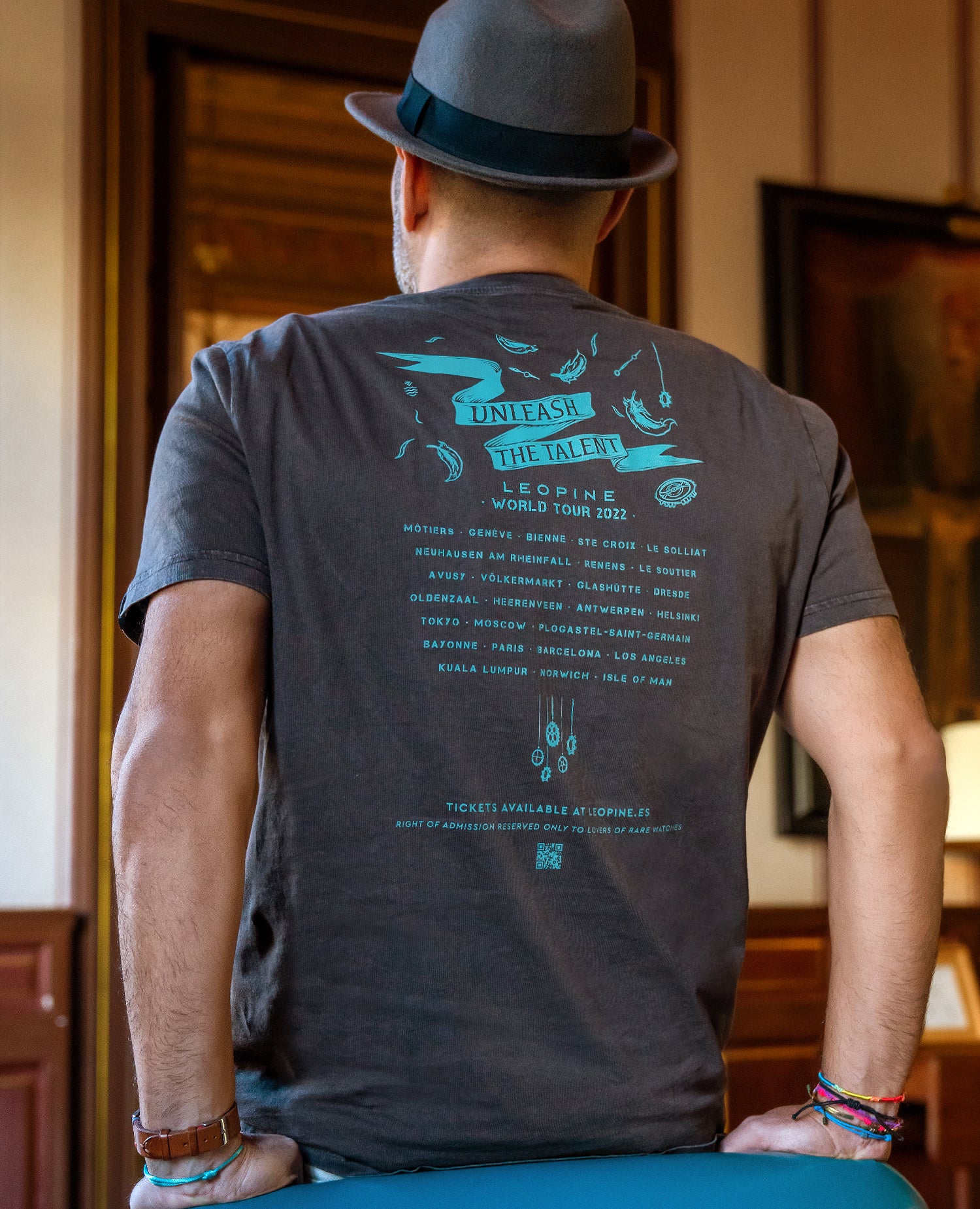 Independents World Tour T-Shirt - LEOPINE