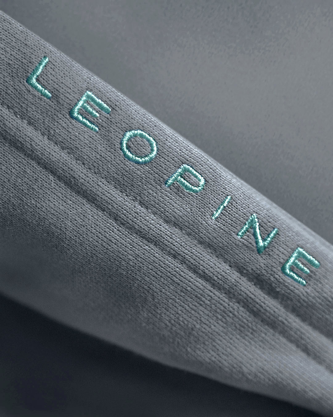 Corporate Hoodie “In Watches Veritas” - LEOPINE